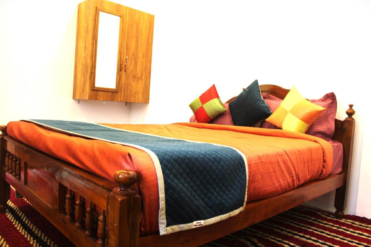 Arabian Nights Munnar Villa ภายนอก รูปภาพ