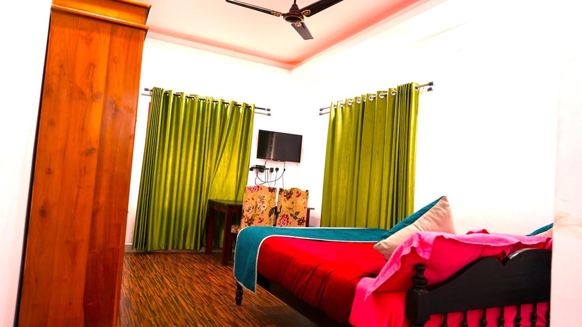 Arabian Nights Munnar Villa ภายนอก รูปภาพ